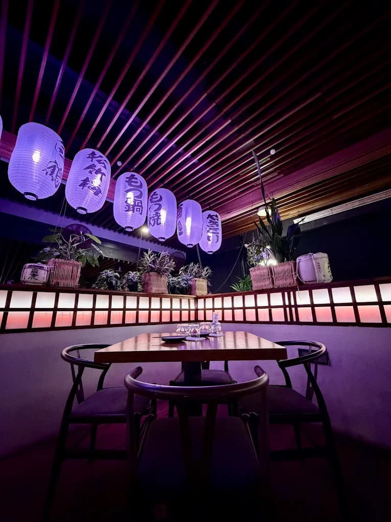 Mobo Restaurant 1